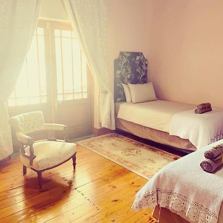 Lord Carnarvon Guesthouse Bagian luar foto